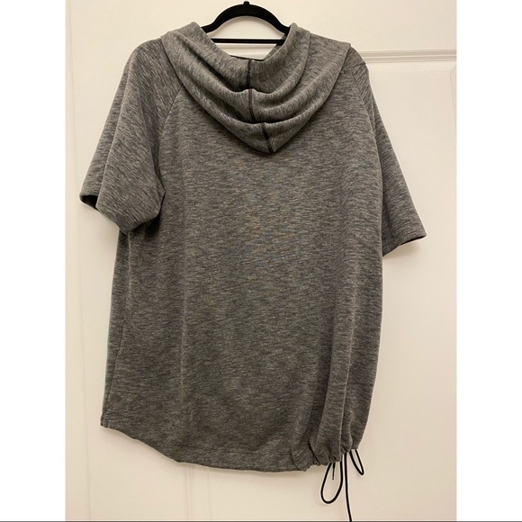 Sporty & Relaxed Sweatshirt - Gray - Picture 2 of 3